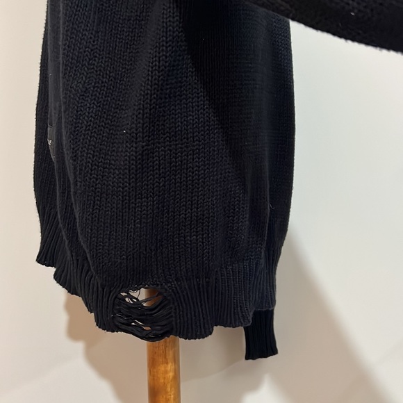 The People Vs. black sweater sz M - Picture 10 of 14